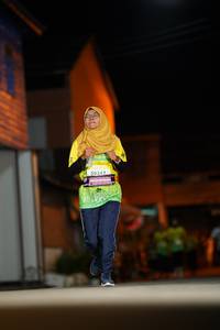 BIB: 50347
                            <button type="button" onclick="openModal(21743344)" class="btn btn-primary btn-sm float-right btn-popup" data-toggle="modal" data-target=".modal-high-quality">
                        <i class="fas fa-shopping-cart"></i> Add to Cart
                    </button>
                                            <button type="button" onclick="isThisMe(21743344, true)" class="btn btn-success btn-sm float-right btn-popup btn-isme hidden" data-toggle="tooltip" data-placement="bottom" title="นี่คือรูปของคุณใช่ไหม คลิกที่นี่เพื่อเอาเข้าอัลบั้ม">
                        <i class="fas fa-plus"></i> Add to album
                    </button>
                    <button type="button" onclick="isThisMe(21743344, false)" class="btn btn-warning btn-sm float-right btn-popup btn-isnotme hidden">
                        <i class="fas fa-ban"></i> Remove from album
                    </button>